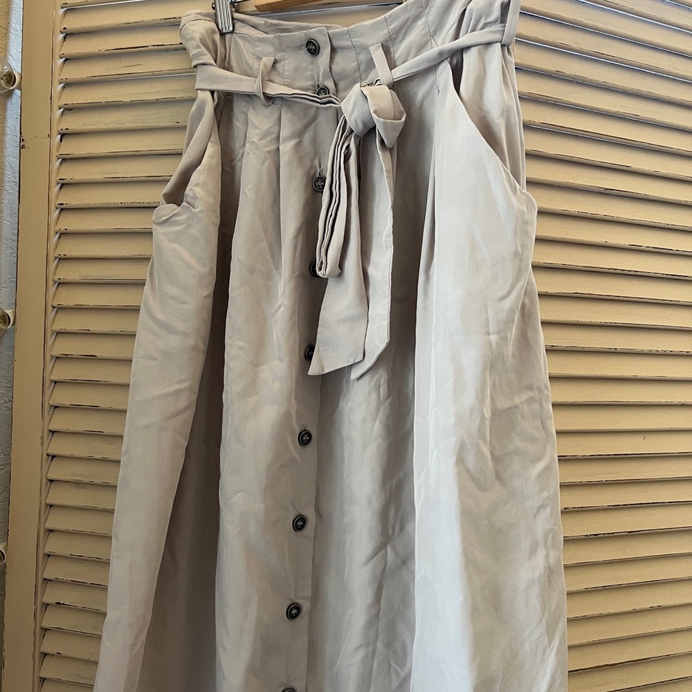 Beige Button-Down Skirt